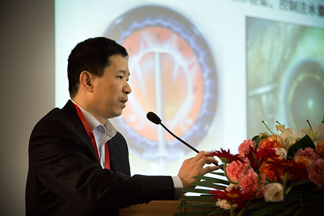 中山大学中山眼科中心刘奕志教授做专题讲座